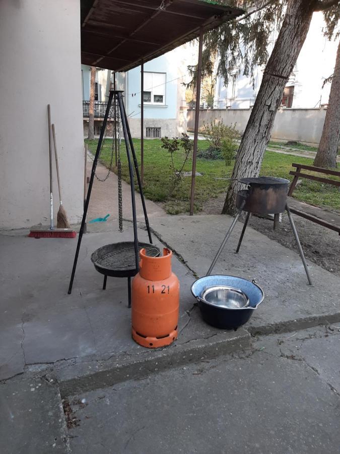 Apartman Kod Kestena Osijek Bagian luar foto