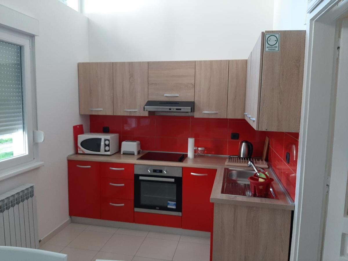 Apartman Kod Kestena Osijek Bagian luar foto